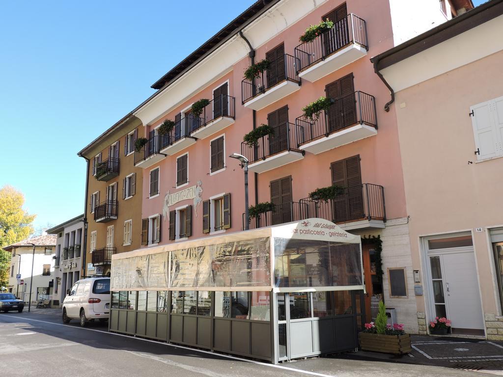Hotel Zeni Brentonico Zewnętrze zdjęcie